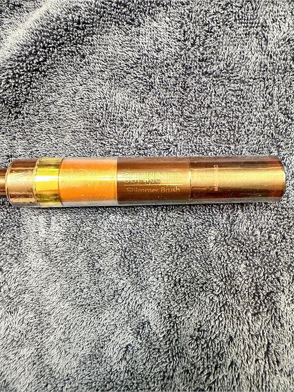 Sun-kissed Shimmer Brush Gold Highlighter